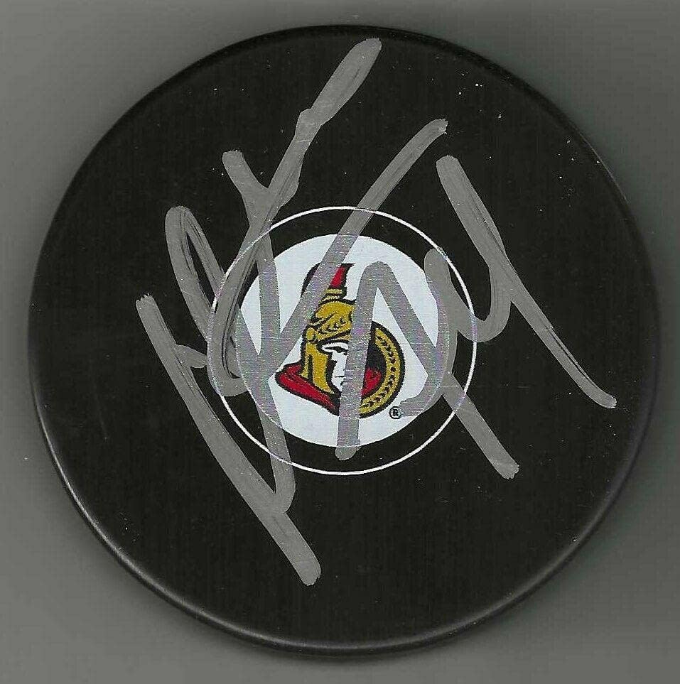Mark Borovetski potpisao je šajbu Ottava Senatorz NHL Šajbe s autogramima.