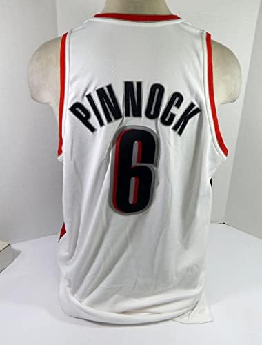 2007-08 Portland Trail Blazers Jr Pinnock 6 Igra rabljena bijelog dres 50 dp30538 - NBA igra se koristila